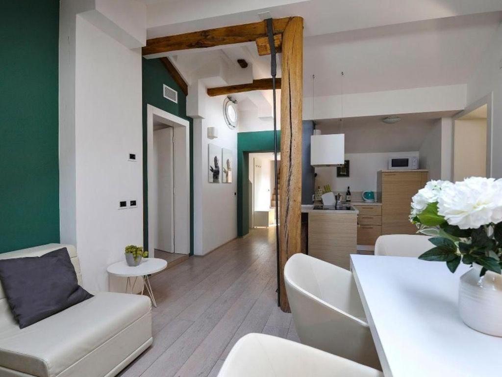 Fulcanelli Apartment Bologna Exterior photo